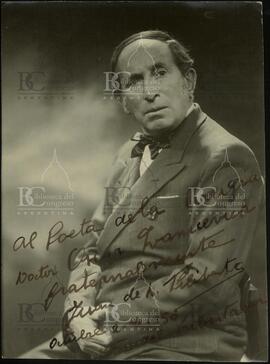 [Foto Juan de Dios Filiberto autografiada]